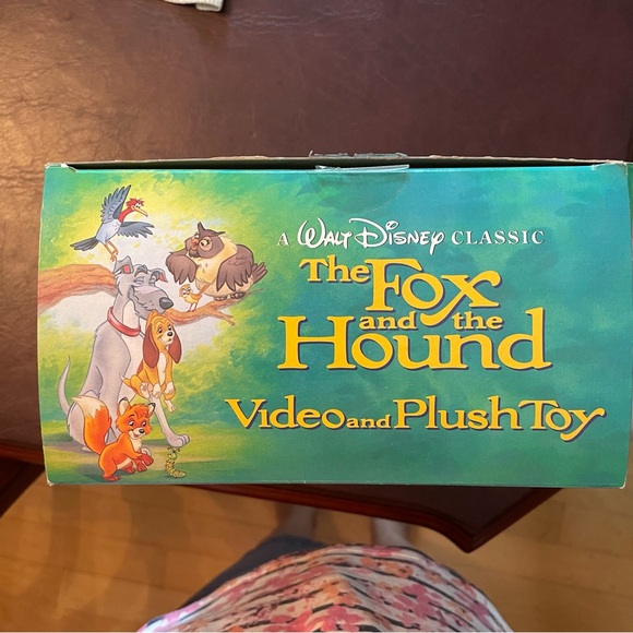 The Fox and the Hound Walt Disney Black Diamond collection sealed VHS &plush toy - Picture 5 of 6